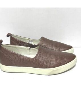 ECCO Women’s Gillian Size 6 Women’s Slip-On Sneakers Brown Pebbled Leather